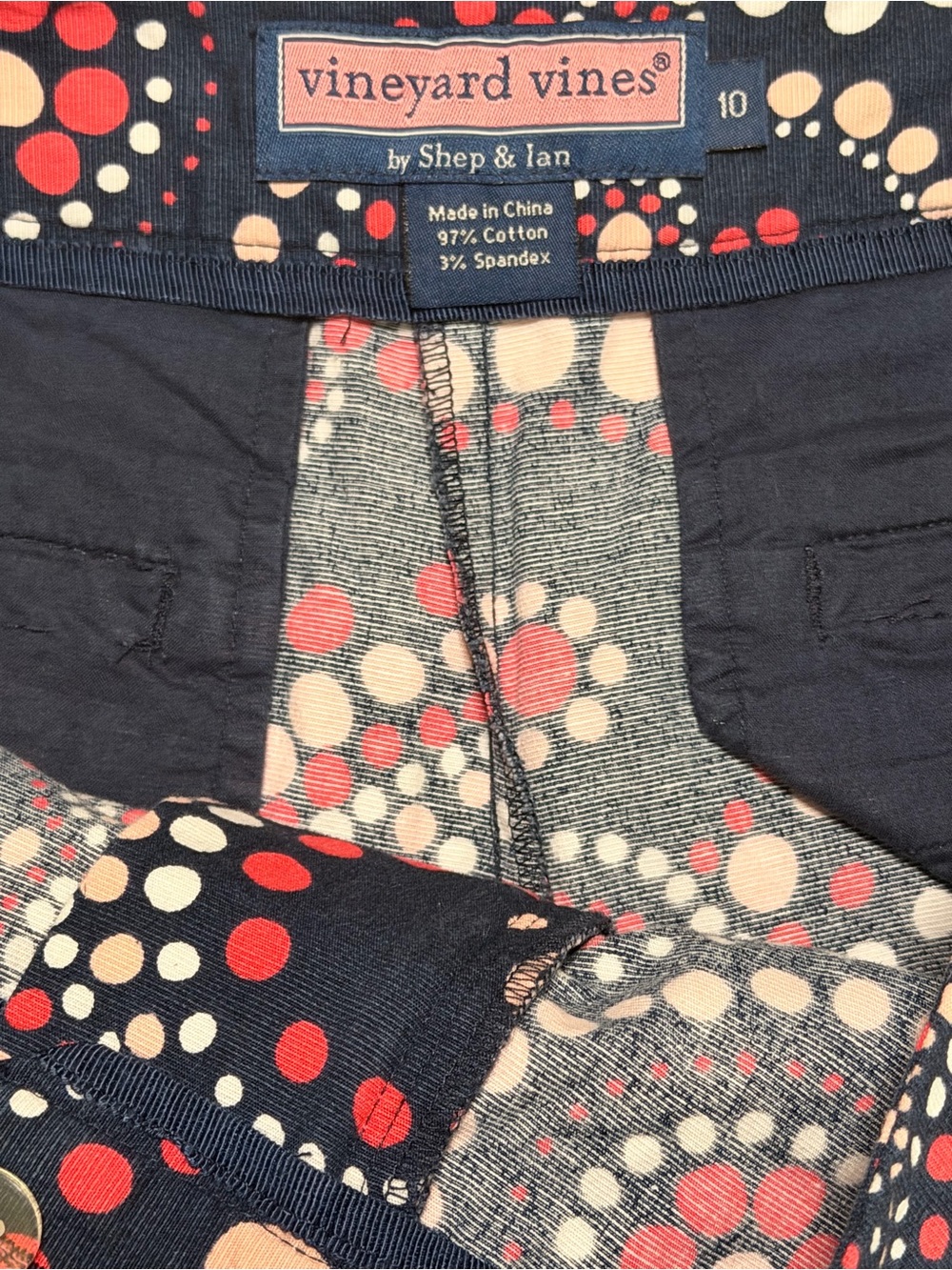 Vineyard Vines Navy Shorts with Pink & Coral Dot Pattern Size 10 - Picture 4 of 7